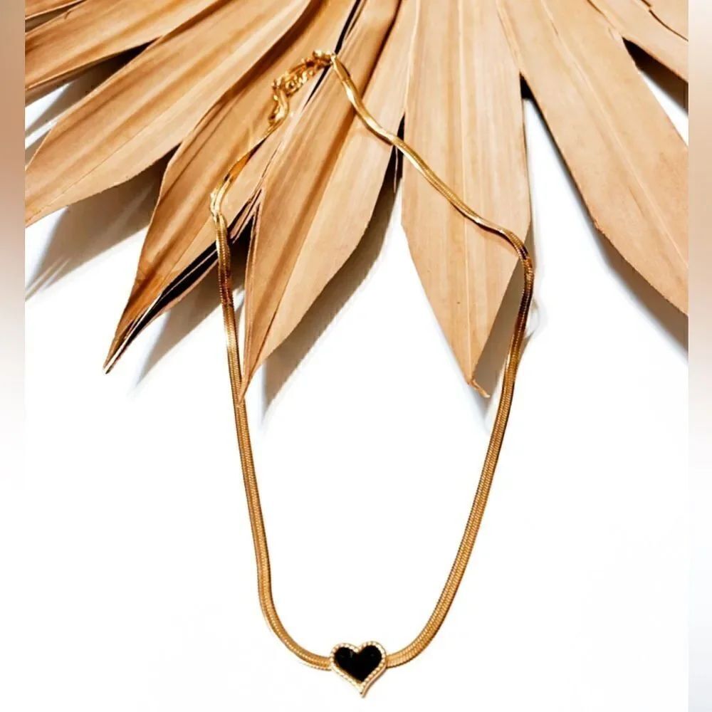 Heart necklace A192